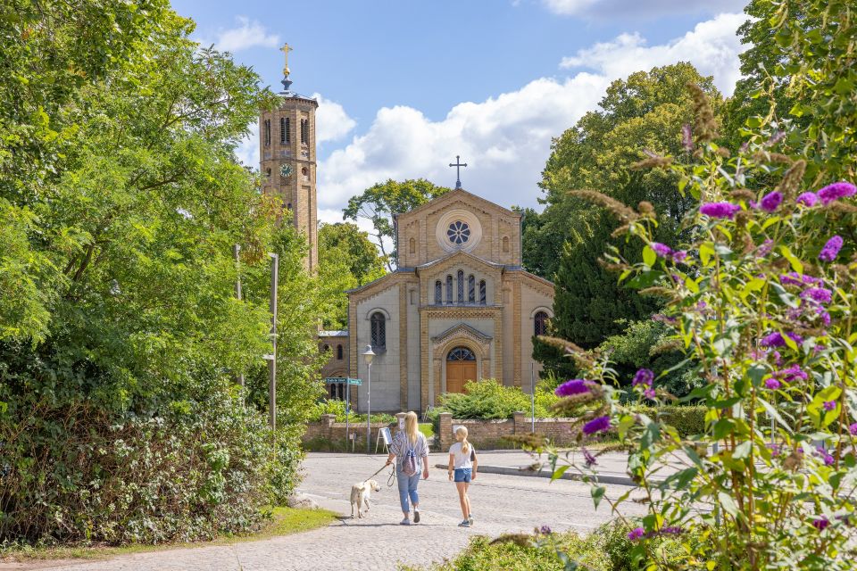 Kirche Caputh, Foto: Martin Karnbach, Lizenz: Gemeinde Schwielowsee Kirche Caputh, Foto: Martin Karnbach, Lizenz: Gemeinde Schwielowsee